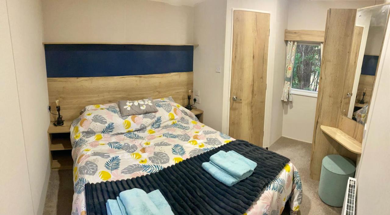 Appleblossom Lodge, Lido Leisure Park, ナレスボロ エクステリア 写真